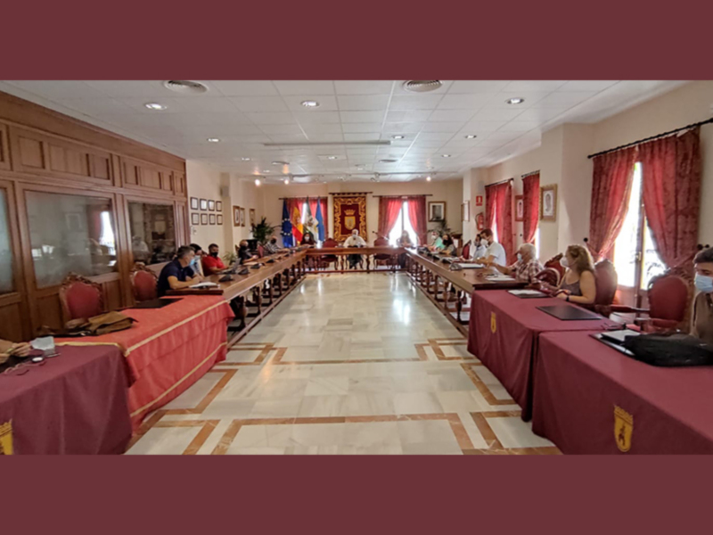 El Consejo Escolar de Chipiona estudia un inicio de curso marcado por    la pandemia y elige dos de los tres días no lectivos locales