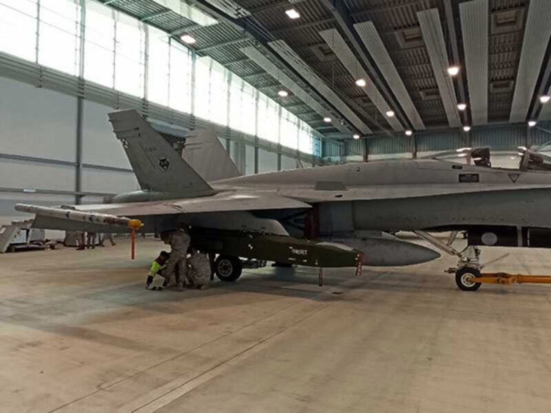 El ejército del aire español realiza pruebas de recertificación del misil Taurus en Alemania.