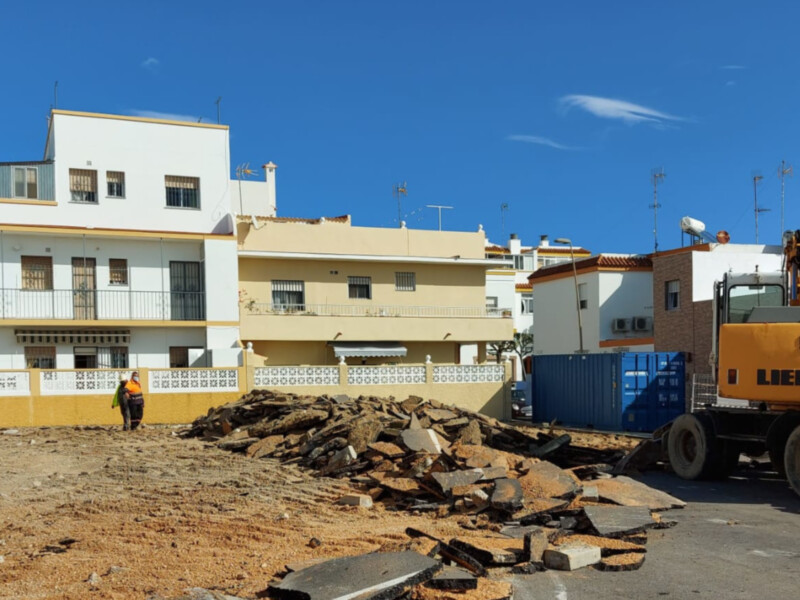 Comienzan las obras de construcción de 26 viviendas en la parcela de Los Maestros, en Rota