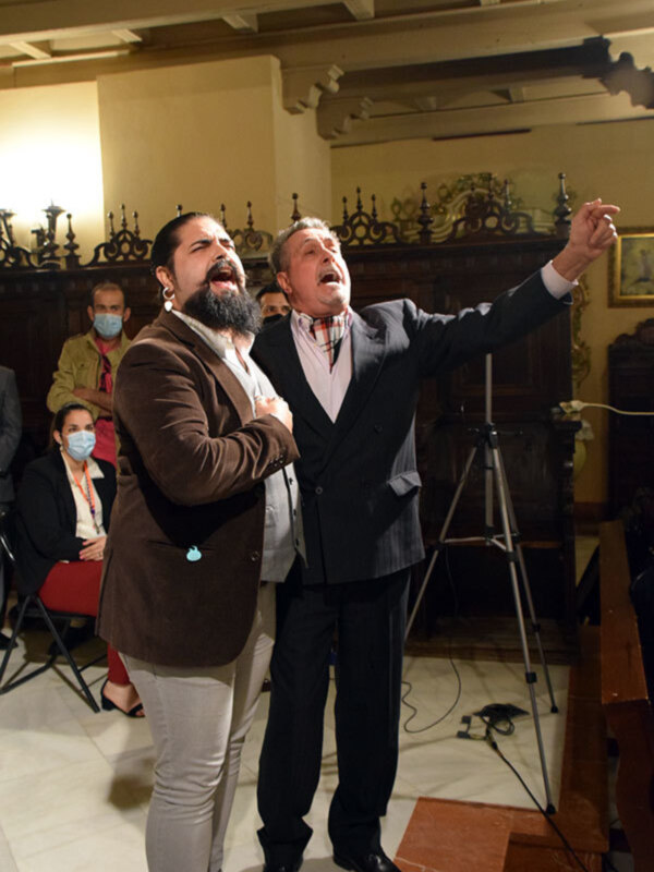 Miércoles Santo prendido en la nostalgia en Alcalá del Río