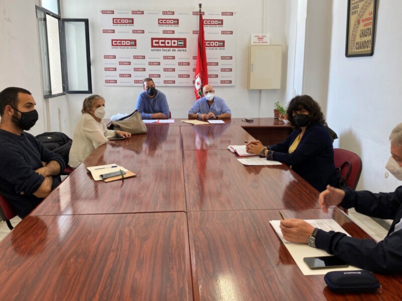 IU reitera su apoyo al mantenimiento y refuerzo del empleo en Correos y promoverá iniciativas en los ayuntamientos y en la Diputación Provincial