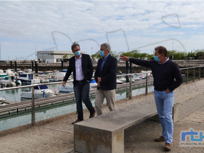 El alcalde de Chipiona y el responsable de ESPOmar se reúnen para tratar la comunicación marítima entre Cádiz, Huelva y Portugal