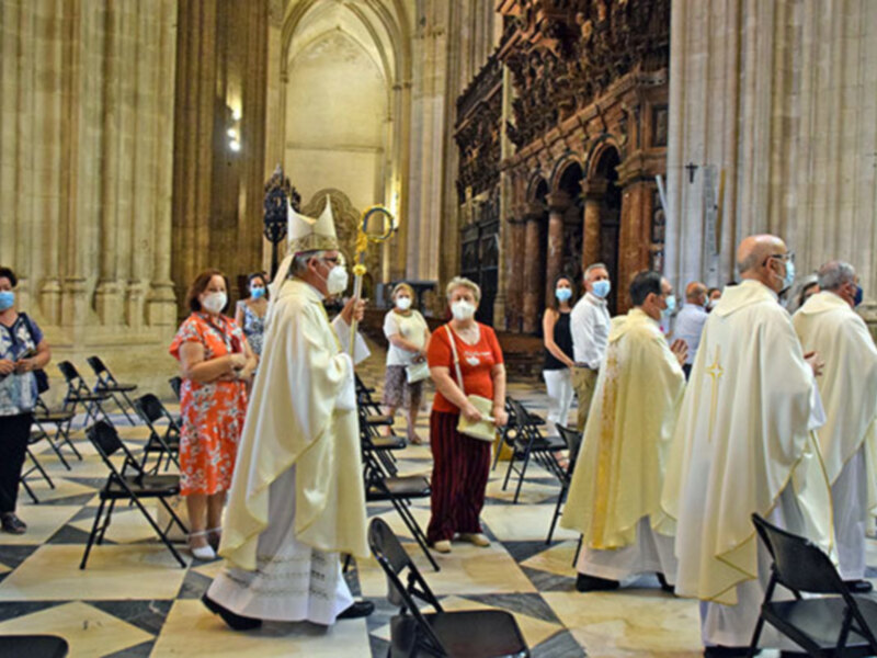 Comienzan los cultos en honor de la Virgen de los Reyes en la Seo de Sevilla