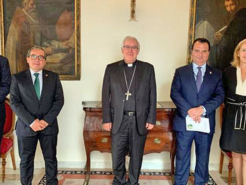 Audiencia privada del arzobispo de Sevilla a la Antigua Hermandad  de Vera-cruz de Alcalá del Río.