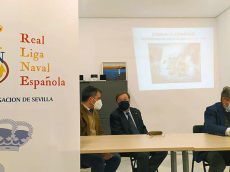 Conferencia organizada por la delegación sevillana de la Real Liga Naval con el título “Cosario españoles, defensores del Mar
