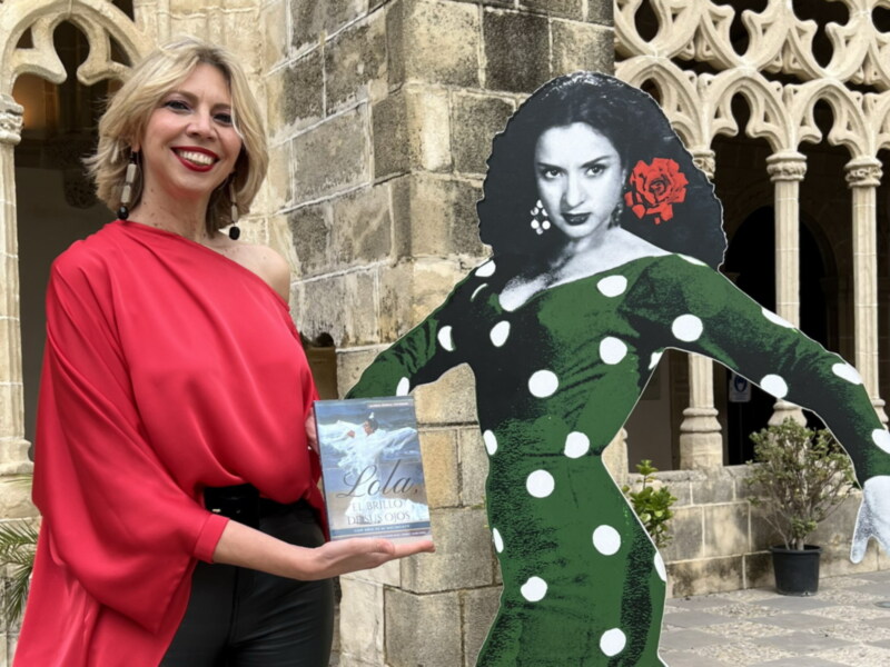 En el 27 aniversario de su muerte, el libro de Lola Flores, "El brillo de sus ojos". 