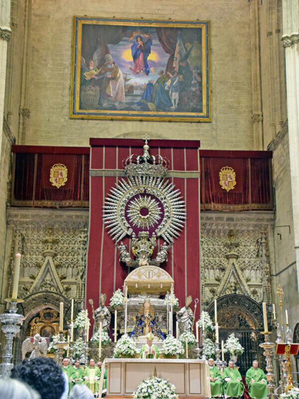 Segundo día de la Novena a la Virgen de los Reyes en la Catedral de Sevilla