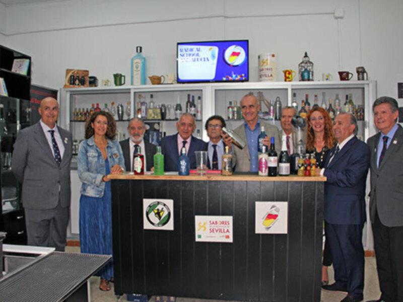 Escuela de Coctelería para bantenders en la barriada sevillana de los Príncipes 