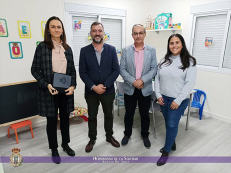 Dos usuarios/as de la Fundación “Tas” becado por la Hermandad de la Soledad de Alcalá del Río