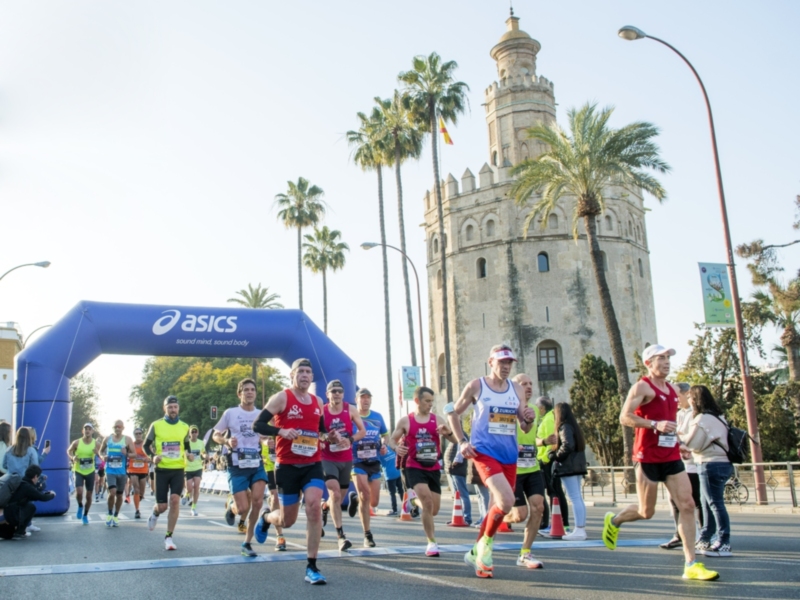 Nicolás Navarro, que intentará batir el récord de Francia, nuevo atractivo del Zurich Maratón de Sevilla
