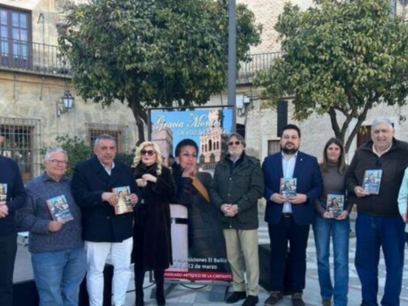 Presentación libro Gracia Montes en Lora del Río en Diario de Sevilla por Francisco Correal
