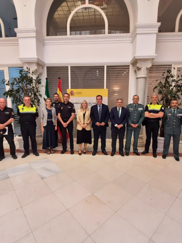 Casi 4.000 policías nacionales, guardias civiles y  policías locales integrarán el dispositivo de  seguridad para la Feria de Abril de Sevilla