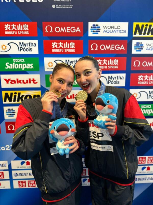 Histórica corona mundial para Alisa Ozhogina y Marina García Polo