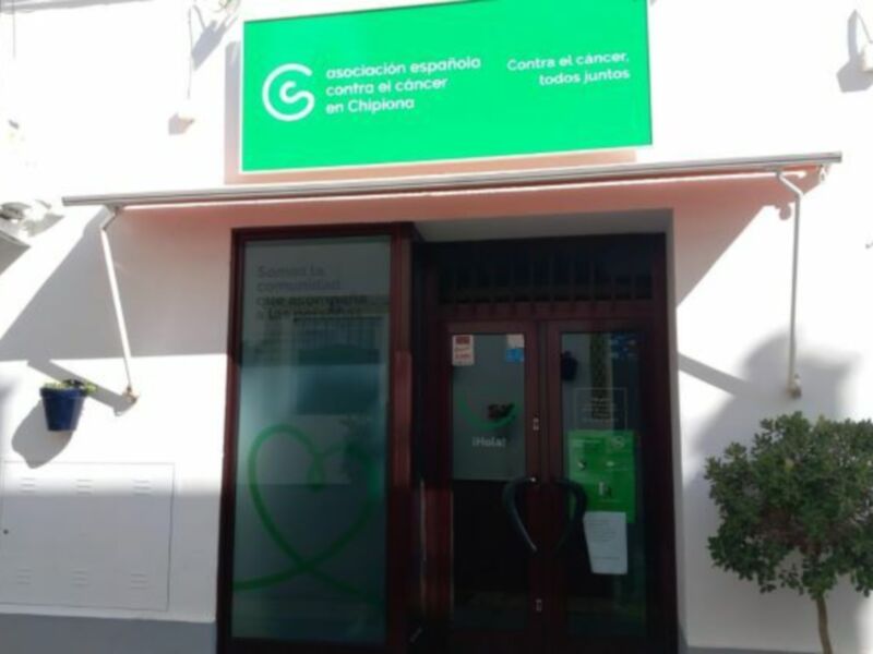 La Asociación contra el cáncer de Chipiona informa que ninguna persona vinculada a ella está solicitando colaboración económica