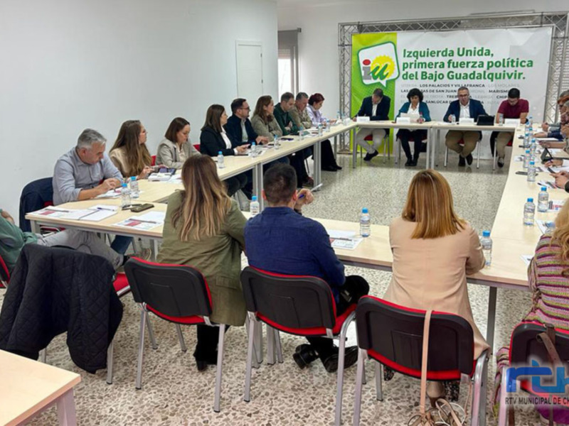 IU une fuerzas en el Bajo Guadalquivir con un encuentro de Alcaldes y cargos públicos
