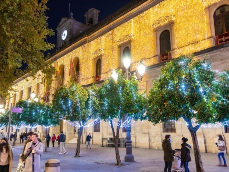 Mediaset dará las campanadas desde Sevilla: estos serán sus presentadores