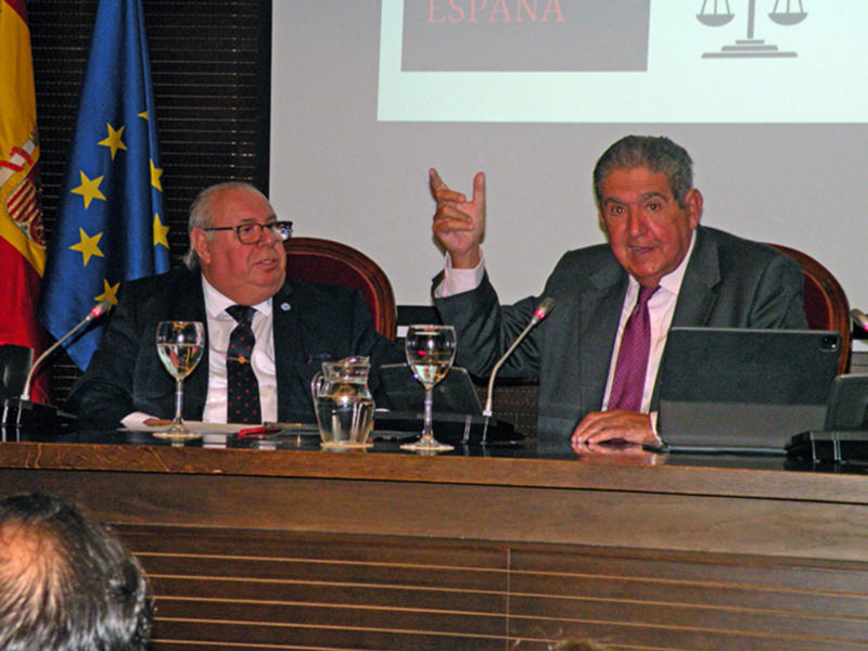 Inauguración del Año Académico en el Ateneo de Triana: Charla-Coloquio sobre "El Estado de la Justicia en España" 