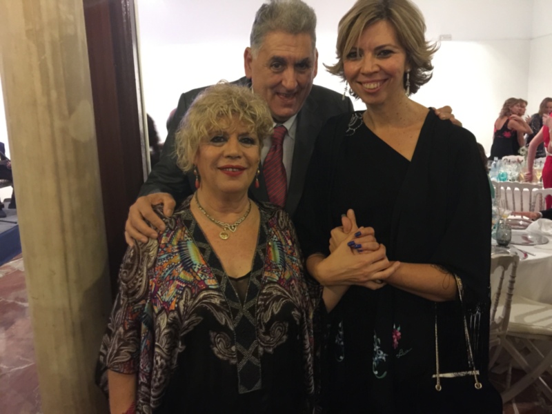 Mujeres cantan a María Jiménez