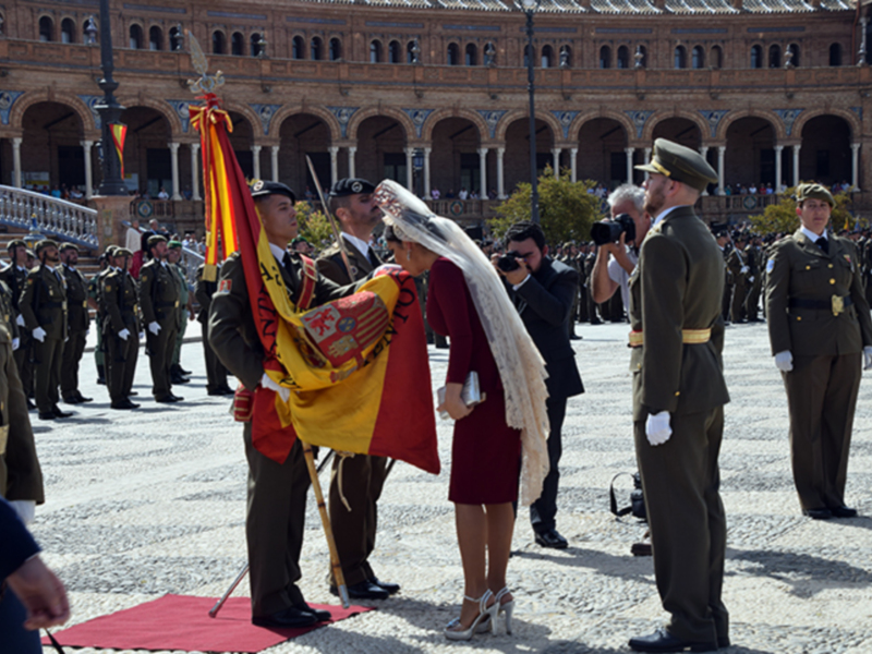 La jura de bandera civil en Sevilla forma parte de los previos del Día de las Fuerzas Armadas de España