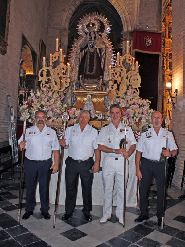 Salida Procesional de la Virgen del Carmen de Santa Ana de Sevilla 