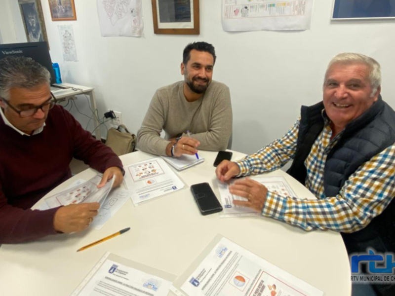 Eduardo Lorenzo informa a ACITUR y Centro Comercial Abierto de próximas actuaciones en materia de recogida orgánica de residuos