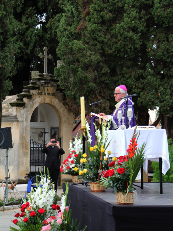 La historia y tradición del Cementerio de San Fernando de Sevilla en el Día de los Fieles Difuntos