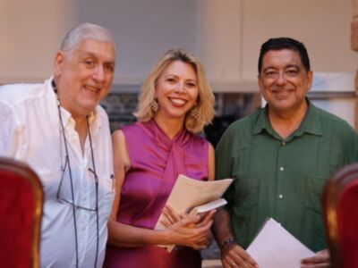 Presentación de Rocío 20 años Contigo.