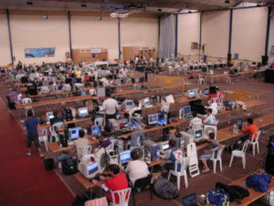 Los campeonatos de juegos centran el fin de semana en Lan Party Gines