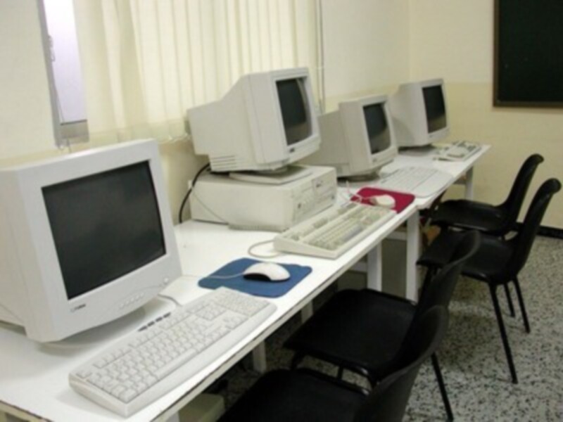 El Ayuntamiento de Gines mejora el equipamiento de la sede de las asociaciones de mujeres