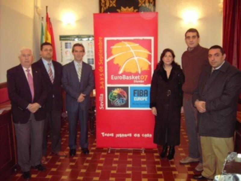 Se presentó el Torneo Infantil de baloncesto de Lora del Río