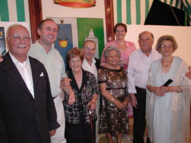 El Ayuntamiento de Gines homenajea a los más mayores del Centro de Día