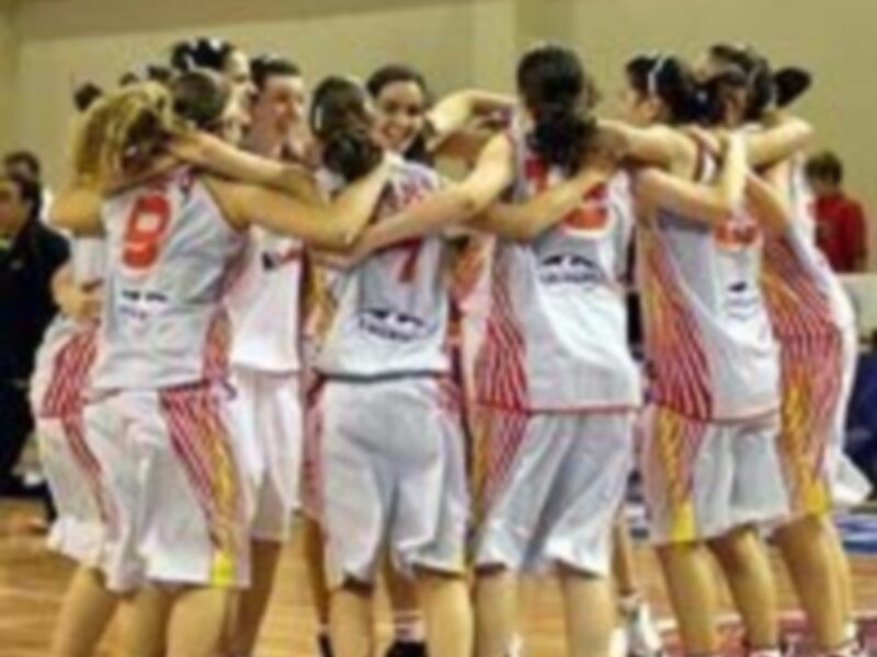 España sumó su sexta medalla europea en campeonatos de formación 