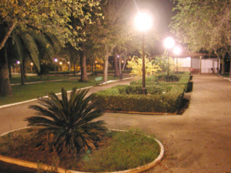El Parque Municipal de Gines renueva su iluminación artificial
