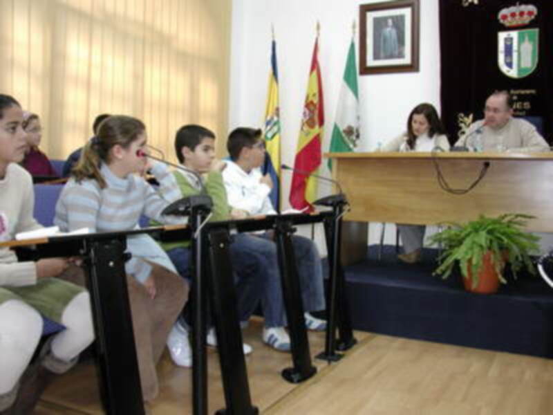 Plenos infantiles para celebrar el Día de la Constitución en Gines