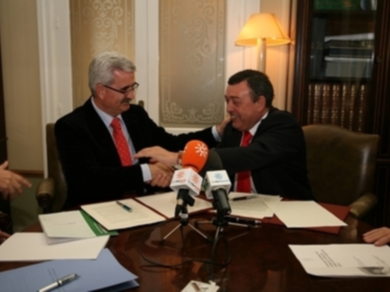 La Junta y la Universidad de Cádiz formarán a expertos en gestión sostenible de campos de golf 
