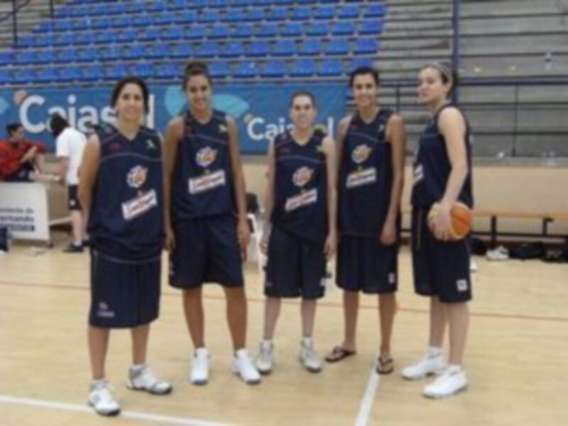 La Selección Española de Baloncesto Femenino ya entrena en San Fernando 