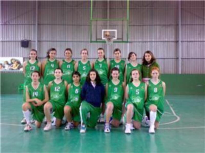El Club Náutico Sevilla-Residencia Universitaria Los Bermejales se ha colgado este domingo la medalla de bronce en los Campeonatos de España infantiles femeninos de baloncesto