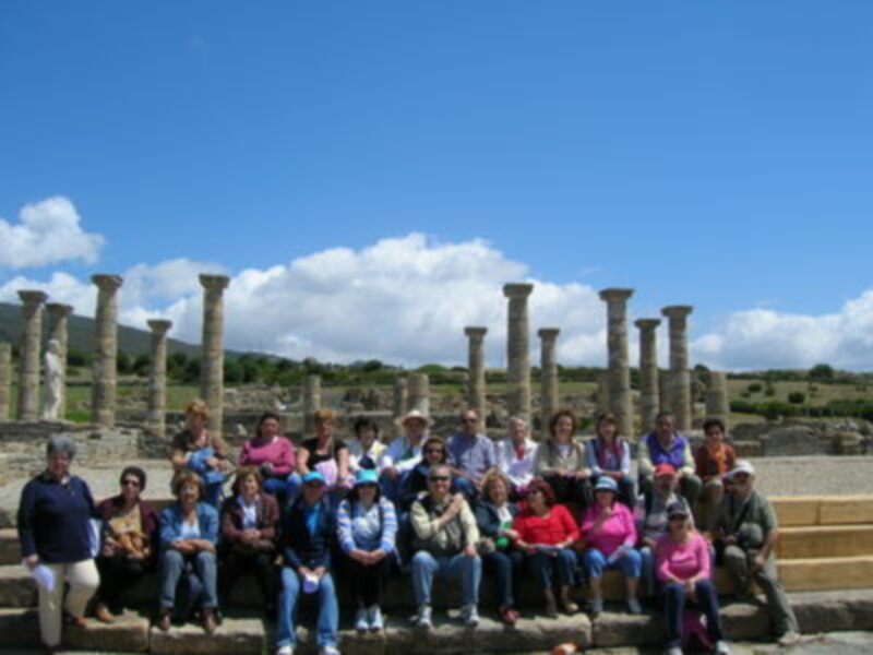 El programa Aula Abierta de Gines concluye con una excursión a las ruinas romanas de Bolonia
