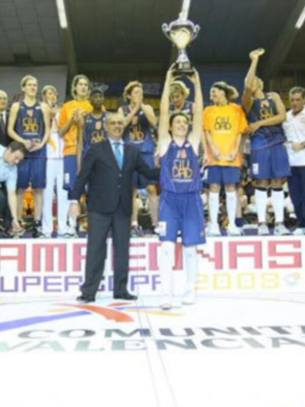 Ciudad Ros Casares conquistó su quinta Supercopa Femenina al superar al FEVE San José (72-50)