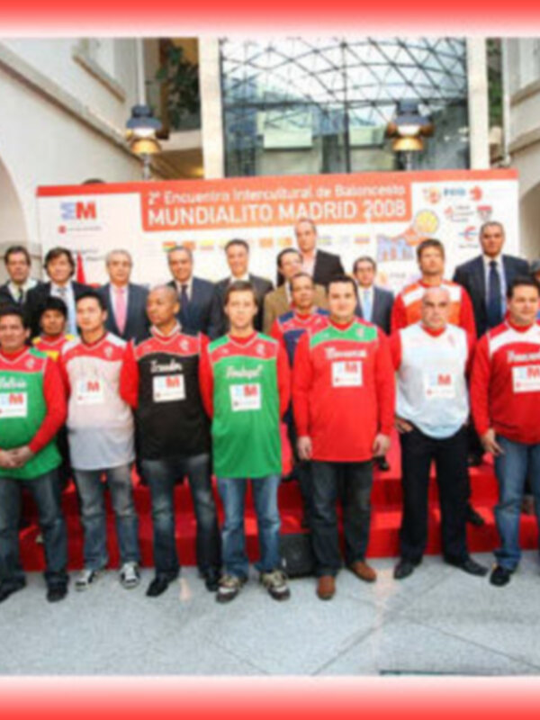 Presentación de gala en la sede de la Comunidad de Madrid del II Mundialito de la Inmigración de baloncesto