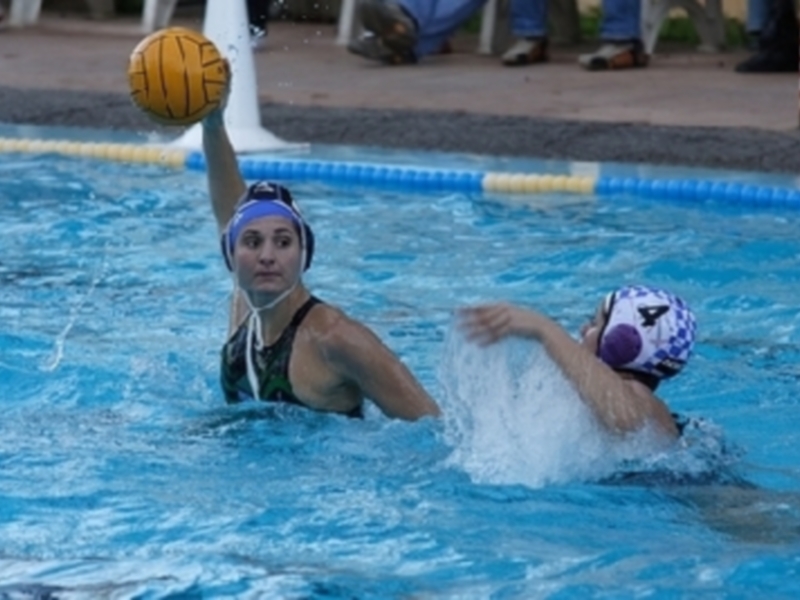 El C.W. Dos Hermanas-EMASESA inicia en Montequinto la cuenta atrás hacia la División de Honor de waterpolo 