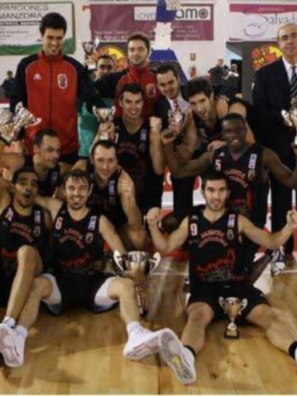 Alerta Cantabria logra el ascenso directo a la Adecco LEB Plata