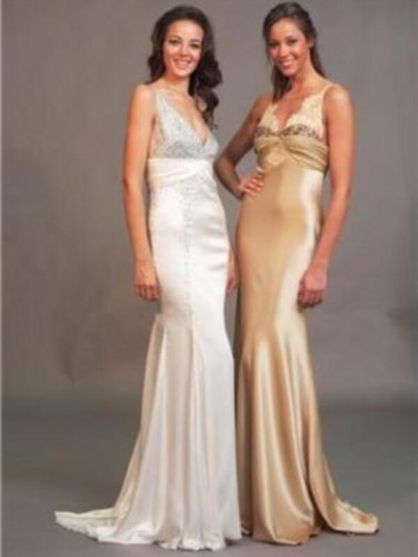 Las sevillanas Fátima Jiménez y Raquel Lozano representarán a Sevilla y Cáceres, respectivamente, en el Certamen Miss España 09