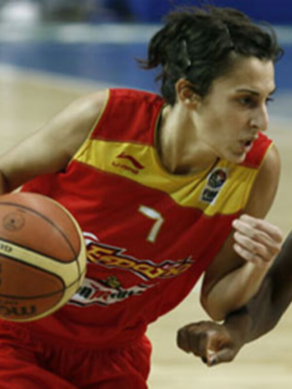 España no puede con la defensa francesa y consigue la plata en el Europeo U20 