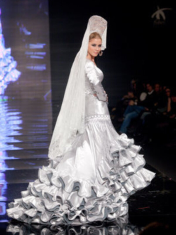 Mas de 50.000 visitaron SIMOF, Salon Internacional Moda Flamenca