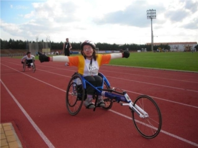  Montse Mellado, atleta  de silla de ruedas del Club Atletismo Chipiona competirá en los Campeonatos de España Absolutos Paralímpicos Internacional IPC en Jerez
