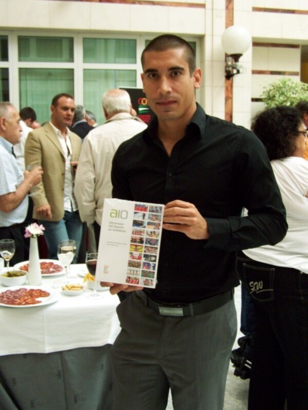 La Fundación Andalucía Olímpica presentó su A10. Almanaque del Deporte en Andalucía
