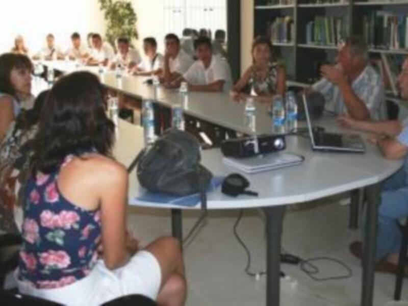 Estudiantes búlgaros han visitado hoy algunas iniciativas de turismo rural apoyadas por ADAD
