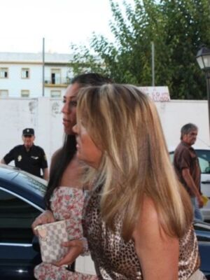 Sergio Ramos se da un baño de masas en Camas