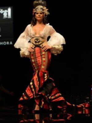 Marisa Jara, Helen Lindes, Paula Guilló, Miss España 2010, Eva González y Mª José Suárez de flamenca en Simof 2011